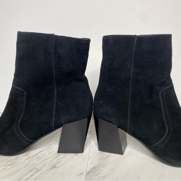 Blondo Sadie Black Suede Bootie 8 1/2 M - Picture 8 of 14